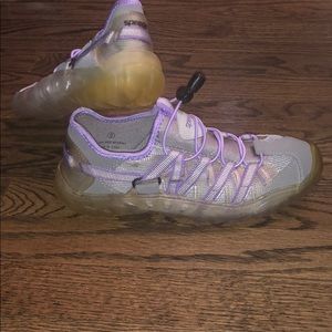 Speedo water performance shoe,  size 8